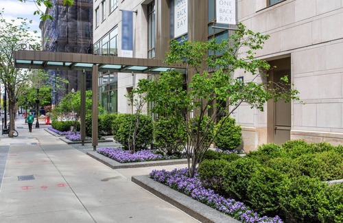 Back Bay East Appartement | Elegant Back Bay 1BR w/ W/D, Gym & Roof, nr Copley Sq, by Blueground