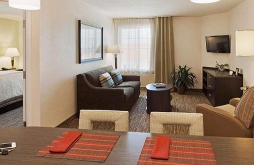 Pearl Maison | Elegant & Big Room! Ideal for Your Next Vacation