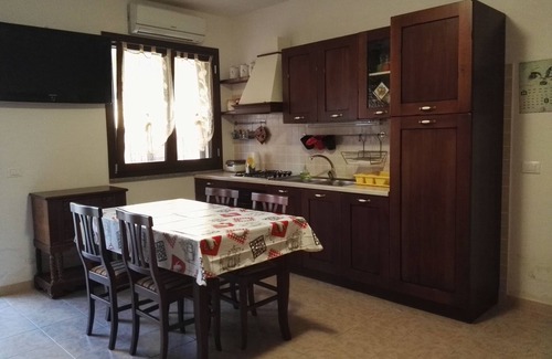 Giba Appartement | Elegant bilo in southwest Sardinia 10 min to the sea from Porto Pino IUN P5392