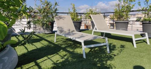 Gazi Appartement | Elegant Bright Apartment with Acropolis view terrace