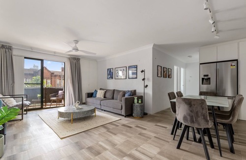 Redfern Appartement | Elegant City Retreat Close to Sydney’s CBD