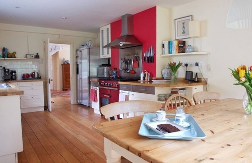 Cranbrook Maison | Superbe maison de 5 chambres pour 10 * WOW AONB vues * Barnfield House Kent