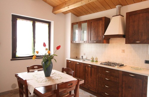 Cagli Villa | Villa א Cagli avec jardin privי