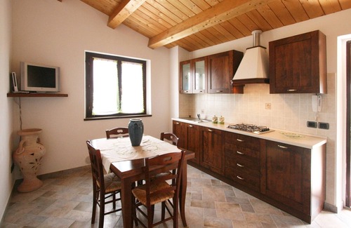 Cagli Villa | Villa א Cagli avec jardin privי