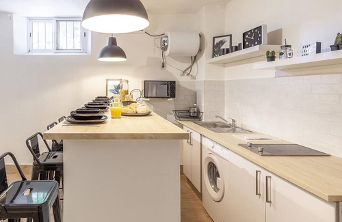 Sur Appartement | APPARTEMENT DESIGN ÉLÉGANT! 2 LITS -SEVILLA- WIFI - 5 PAX