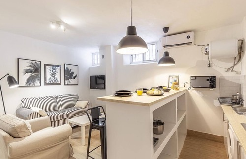 Sur Appartement | APPARTEMENT DESIGN ÉLÉGANT! 2 LITS -SEVILLA- WIFI - 5 PAX