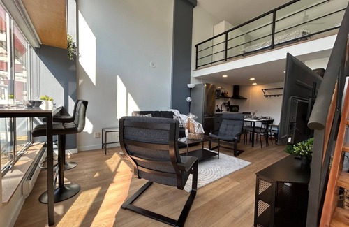 Downtown Vancouver Appartement | "Elegant Unique Downtown Vancouver Loft: Comfort & Convenience Combined"
