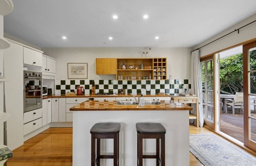 Merivale Maison | Elegant Family Home in Merivale