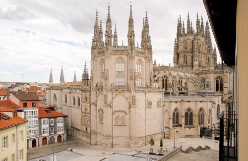Burgos Appartement | Appt élégant. p/4 dans la cathédrale de Burgos c/ Wifi
