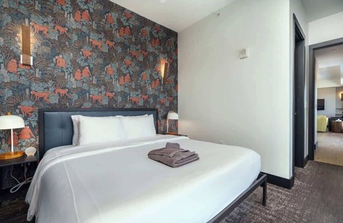 Berkeley Hôtel | Elegant & Bright Flat W/ Balcony And Roof Top Patio