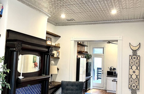 Le Droit Park Maison | Elegant, Historic Townhouse in Heart of DC