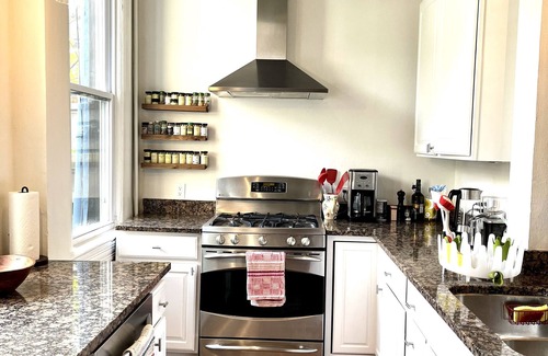 Le Droit Park Maison | Elegant, Historic Townhouse in Heart of DC