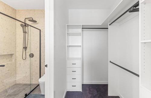 Highton Maison | "Elegant Home in Highton near City City"
