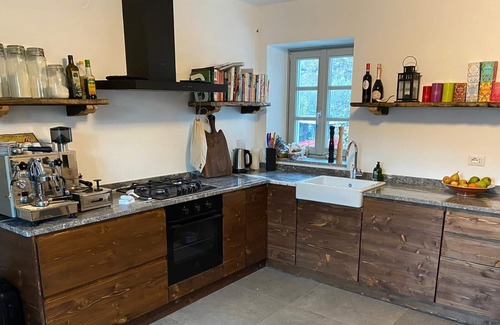 Pamparato Maison | Elegant home in rural Piemonte - private pool- sauna and hot tub