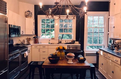 Saugerties Maison | Élégant champ de flèches de la rivière Hudson