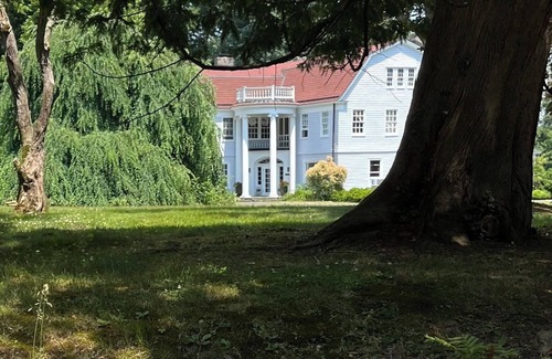 Saugerties Maison | Élégant champ de flèches de la rivière Hudson