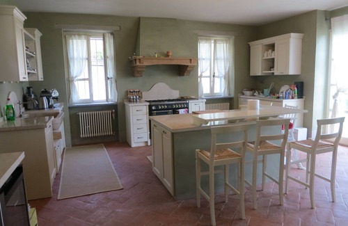 Montabone Maison | élégante grande ferme privée dans les vignes avec nouvelle piscine