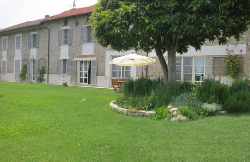 Montabone Maison | élégante grande ferme privée dans les vignes avec nouvelle piscine