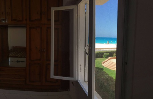 Marina El Alamein Chalet De Ski | Élégant chalet moderne en bord de mer à Green Beach