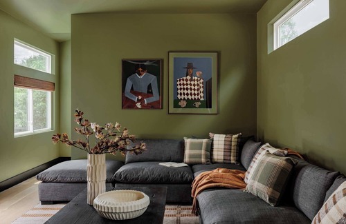 East MLK Maison | Elegant New Austin Escape | Sauna and Hot Tub
