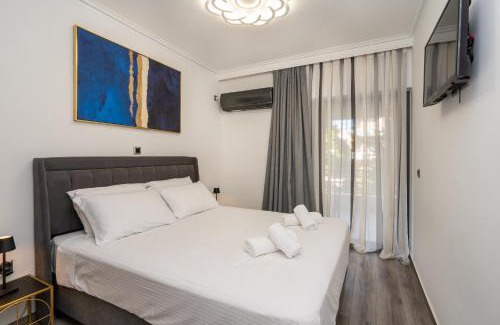 Palaio Faliro Appartement | Elegant Oasis 2 BR Apt near the Marina & the Beach