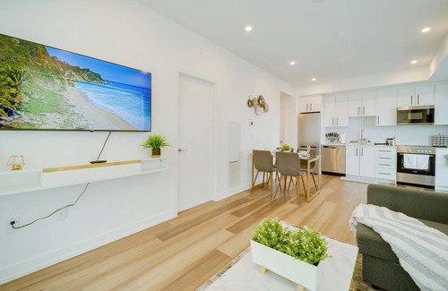 Kitchener Copropriété | Elegant Open-Concept Condo in Downtown Kitchener-Waterloo