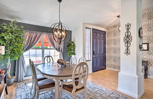 Tierra Norte Maison | Elegant Peoria Home Pool, Putting Green, Fire Pit