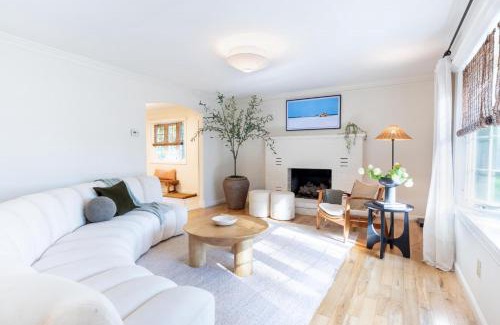 Lower Township Maison | Elegant Pool House in Cape May- 12 people