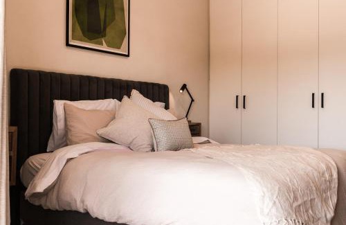 Seddon Maison | Elegant Seddon Stay Historic Charm & Modern Twist