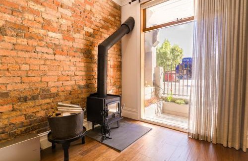 Seddon Maison | Elegant Seddon Stay Historic Charm & Modern Twist