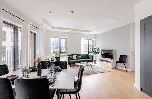 Docklands Appartement | Elegant & Spacious City Island Apt- Skyline View - WiFi - Netflix