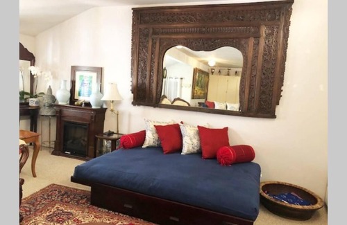 Claremont Appartement | Elegant Spacious Private Studio ~ Upscale Berkeley