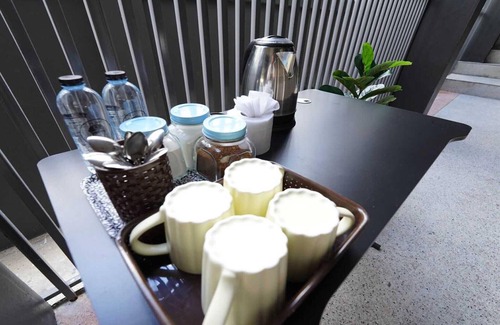 Samsen Nok Maison | Elegant Standard Double | Heart of Huaikwang