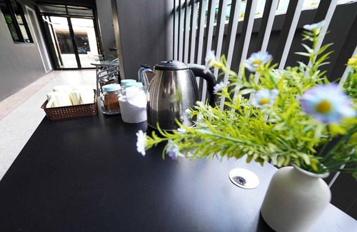 Samsen Nok Maison | Elegant Standard Double | Heart of Huaikwang
