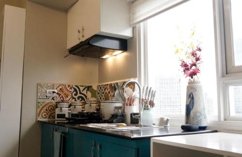 Ortigas Center Appartement | Elegant Studio at Ortigas Business District, Pasig City