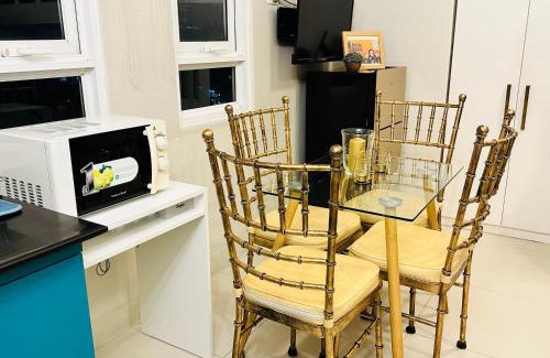 Ortigas Center Appartement | Elegant Studio at Ortigas Business District, Pasig City
