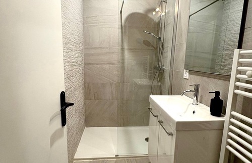 Chartrons Appartement | Elegant T3 in Chartrons