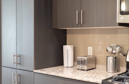 Riverside Appartement | Elegant Tempe Hideaway: Private Patio, Resort-Style Amenities