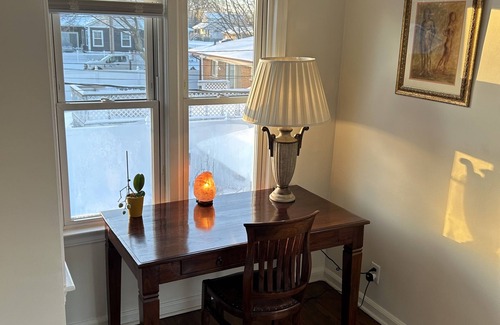 Wyandotte Maison | Elegant three-bedroom cozy family house 10-minute walk to downtown Wyandotte