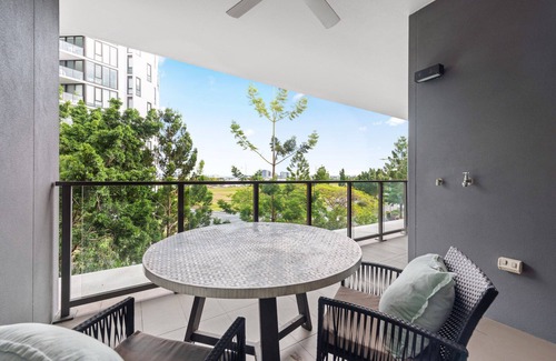 Eagle Farm Appartement | Elegant + Tranquil! 1Bed/1Bath/1Car ~ Hamilton