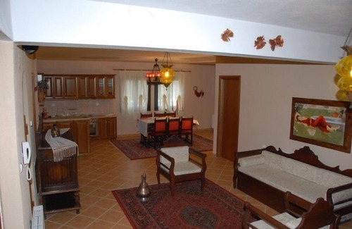 Sourpi Villa | Villa élégante avec plage privée, piscine, barbecue, sauna, jacuzzi et jardin d'herbes aromatiques