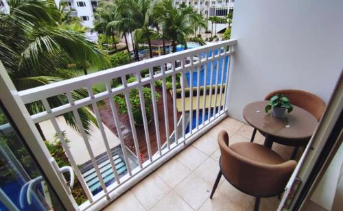 Barangay 76 Hôtel | Elegant with Best View Fast Wifi Mall of Asia Airport