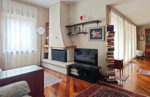 Central Station Appartement | Elegante attico con terrazza - Porta Venezia