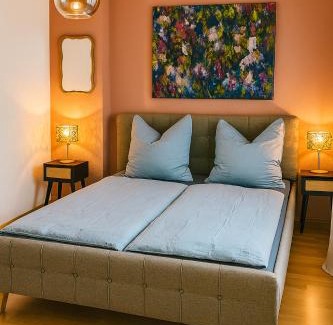 Offenbach am Main Appartement | Elegante Designwohnung mit Balkon 15min Airport und Parken