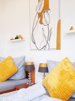 Duisburg City Center Appartement | ELENA flat Tulpe Duisburg Zentrum