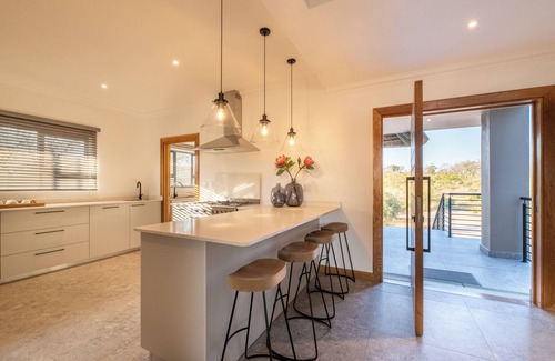 Belfast Maison | Elephant Point