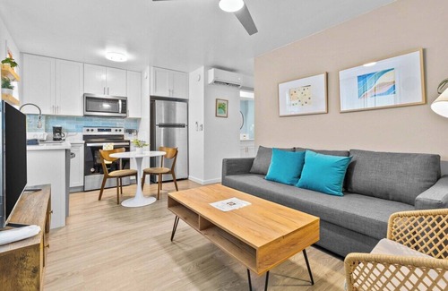 McCully - Moiliili Appartement | Elevated Honolulu Sanctuary Renovated w/ Aircon