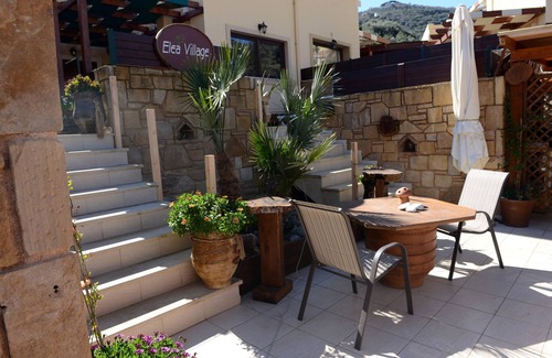 Palaiokastro Chalet De Ski | Elia 3 ,cozy two-level maisonette,close to Heraklion