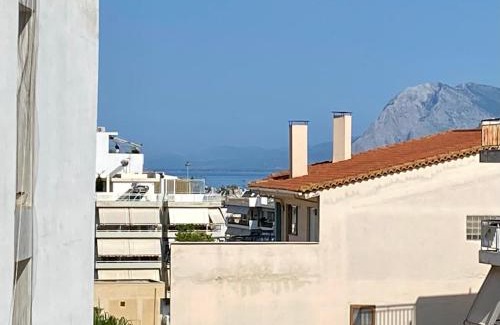 Patras Appartement | Elina's Spacious Apartment in Patras with private parking
