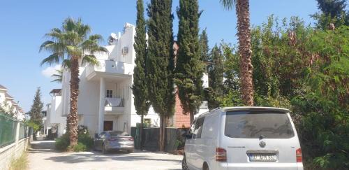 Belek Villa | ELIT1 Villa 10 BEDS FULL TRIPLEX VILLA in BELEK Golf area with PRIVATE POOL & GARDEN WIFI NETFLIX Full Kitchen & Bed Equipments Air Conditions free parking